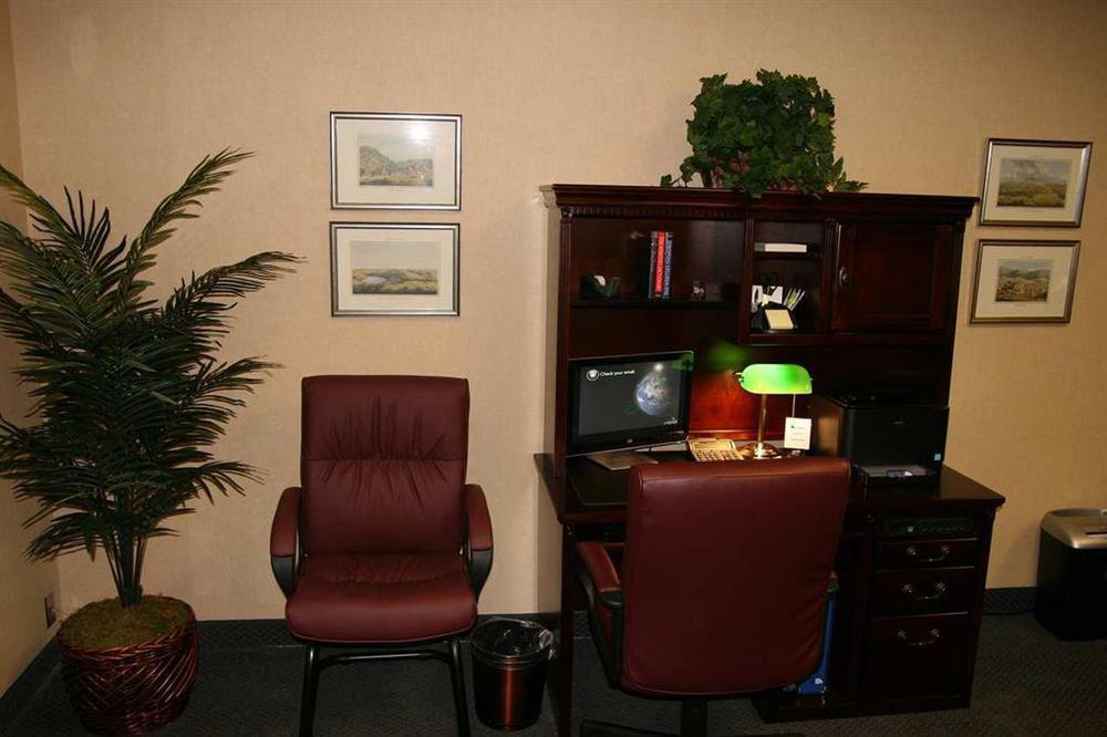 Hampton Inn Salem East - Electric Road Business photo