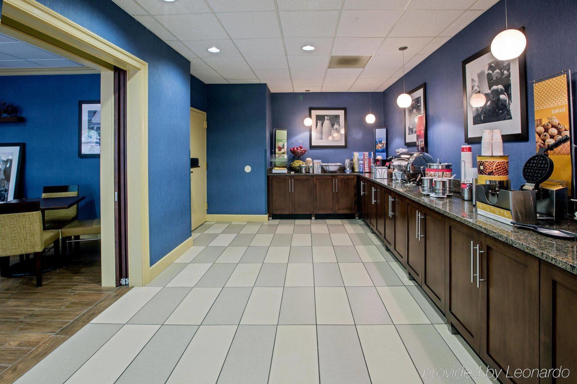 Hampton Inn Salem East - Electric Road Exterior photo